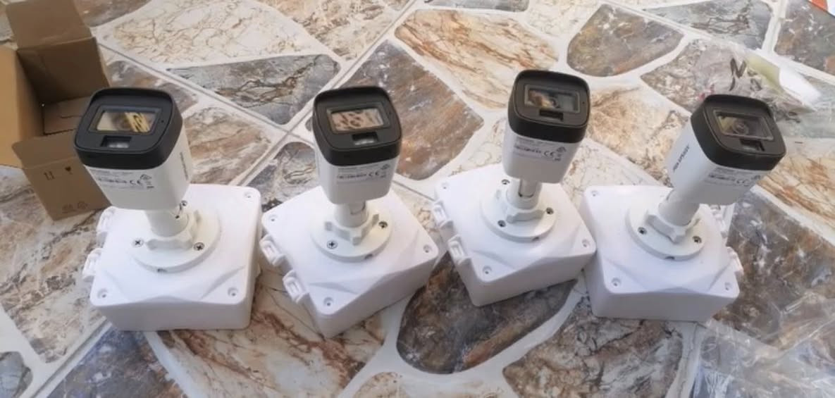 🎥 تنصيب كاميرات مراقبة 
📌 

👷 الفني: سيف الزيادي
📞 للتواصل: ***********المكان ديوانيه 

🔹 أمان منزلك أو عملك يبدأ من هنا!
🔹 جودمضمونة عالية، مراقبة متقدمة،  بال !جزئ من اعمالي
