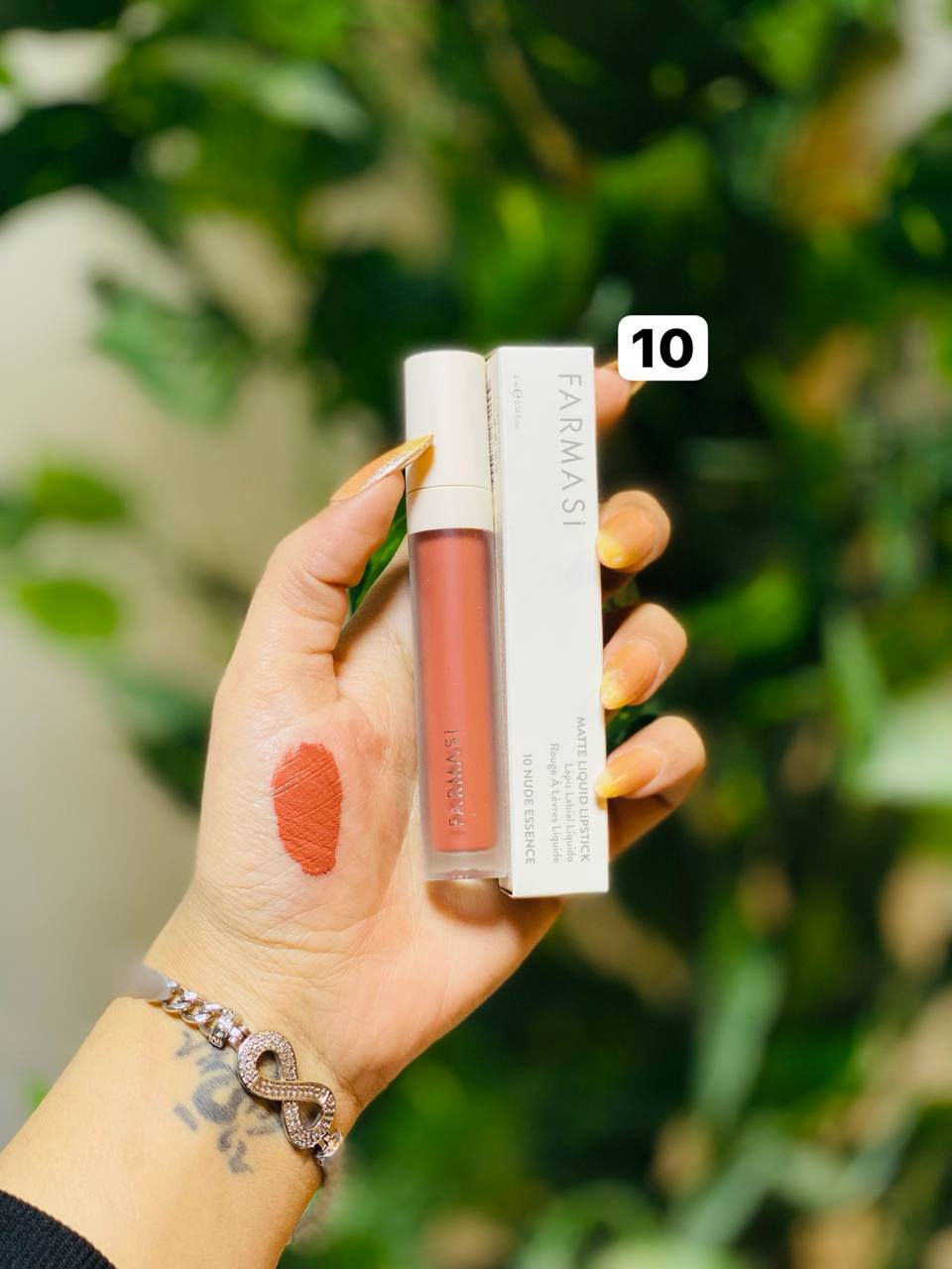 حمر براند فارمسي الاصلية .♥️🎗️
الوان جميلة وخفيفه على الشفه وما تتحرك من مكانهه
الوانها تجنن وثاااابته متوفر بألوان عديدة 🍁🍁
#اي استفسارخاص او واتساب
***********
