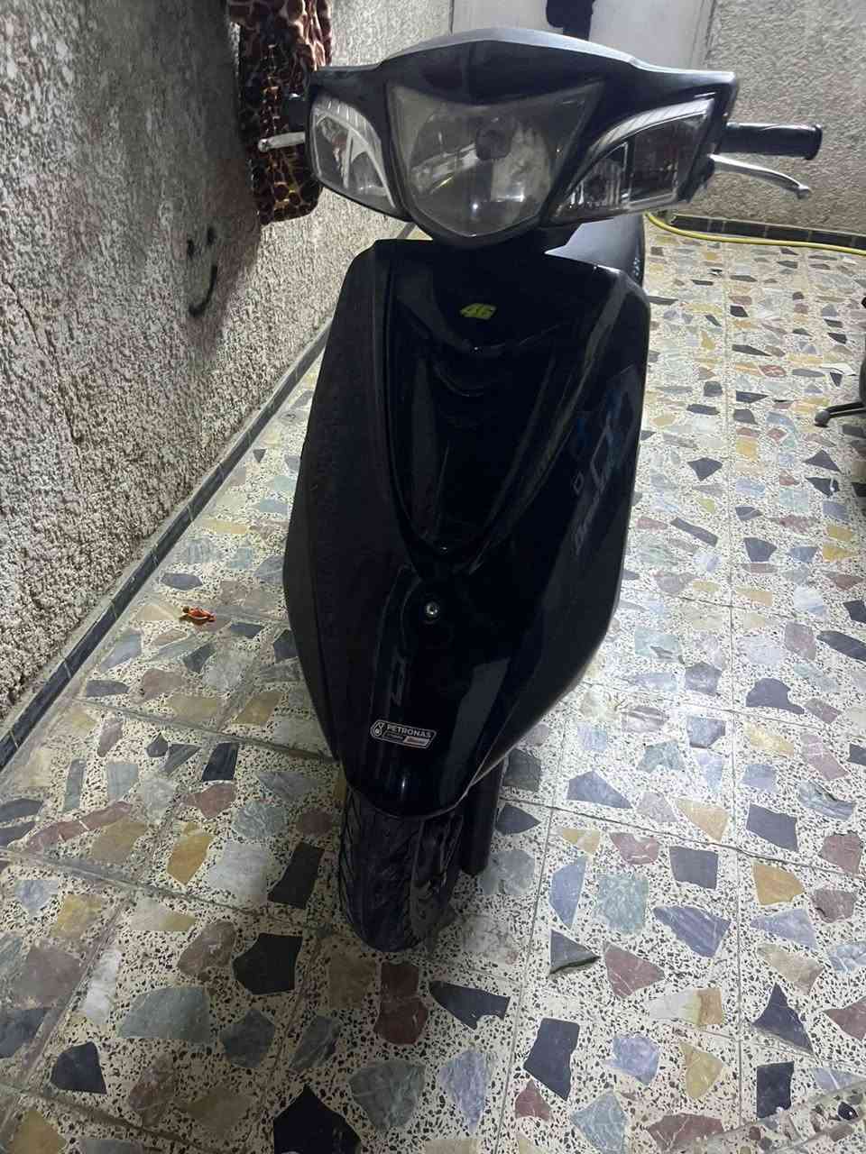 دراجه بريز بغبغاء نوزل المكان مدينه الصدر رقم ***********
