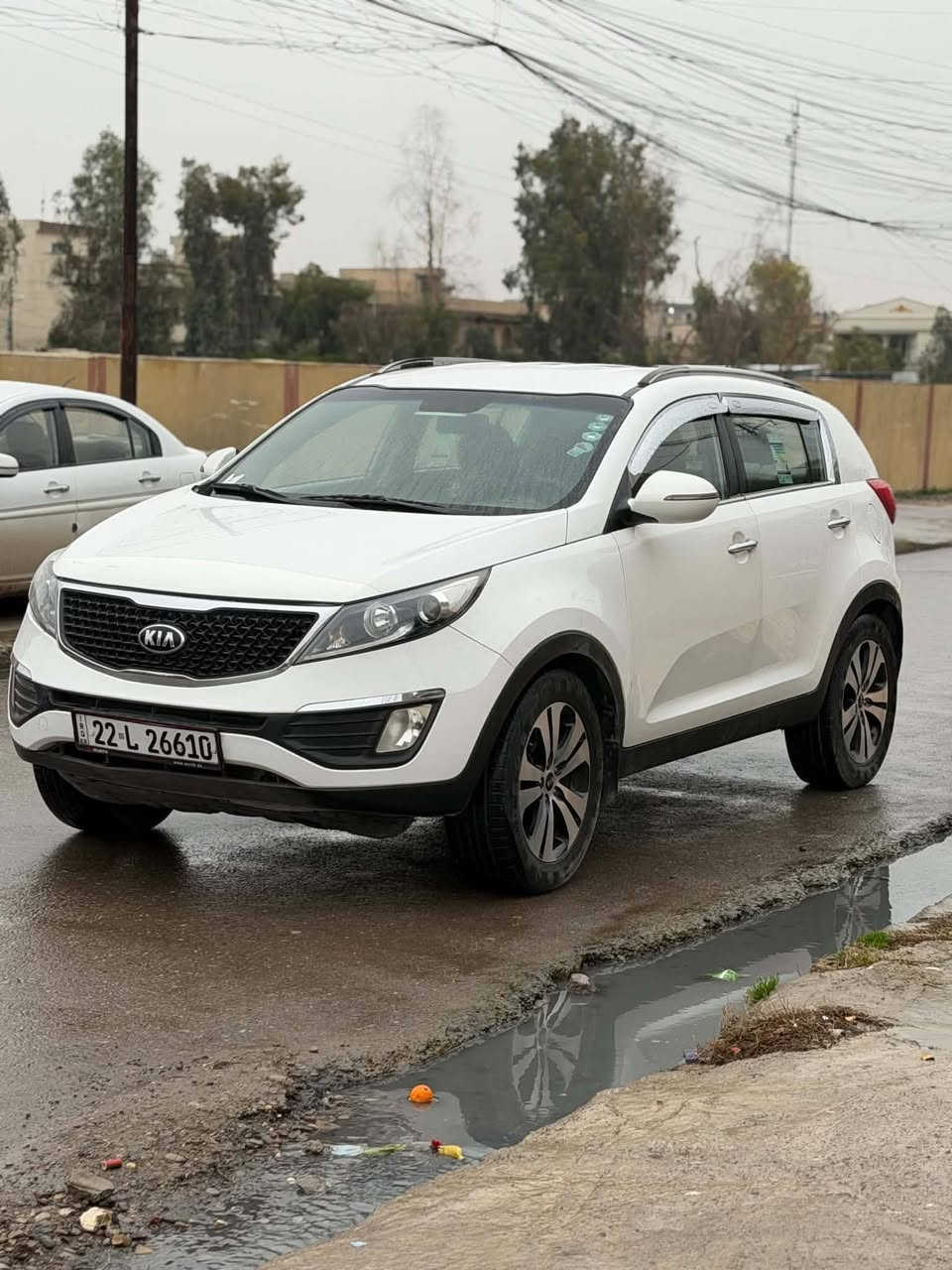 سبورتج ١١ محدثه ١٤ 
بيها ربع البوند صبغ بدون دواخل 
باب السائق مبدل  وصبغ خفيف باب النفر بدون دواخل 

١٣٠ وبيها مجال

***********

مكلف بالنشر فقط

