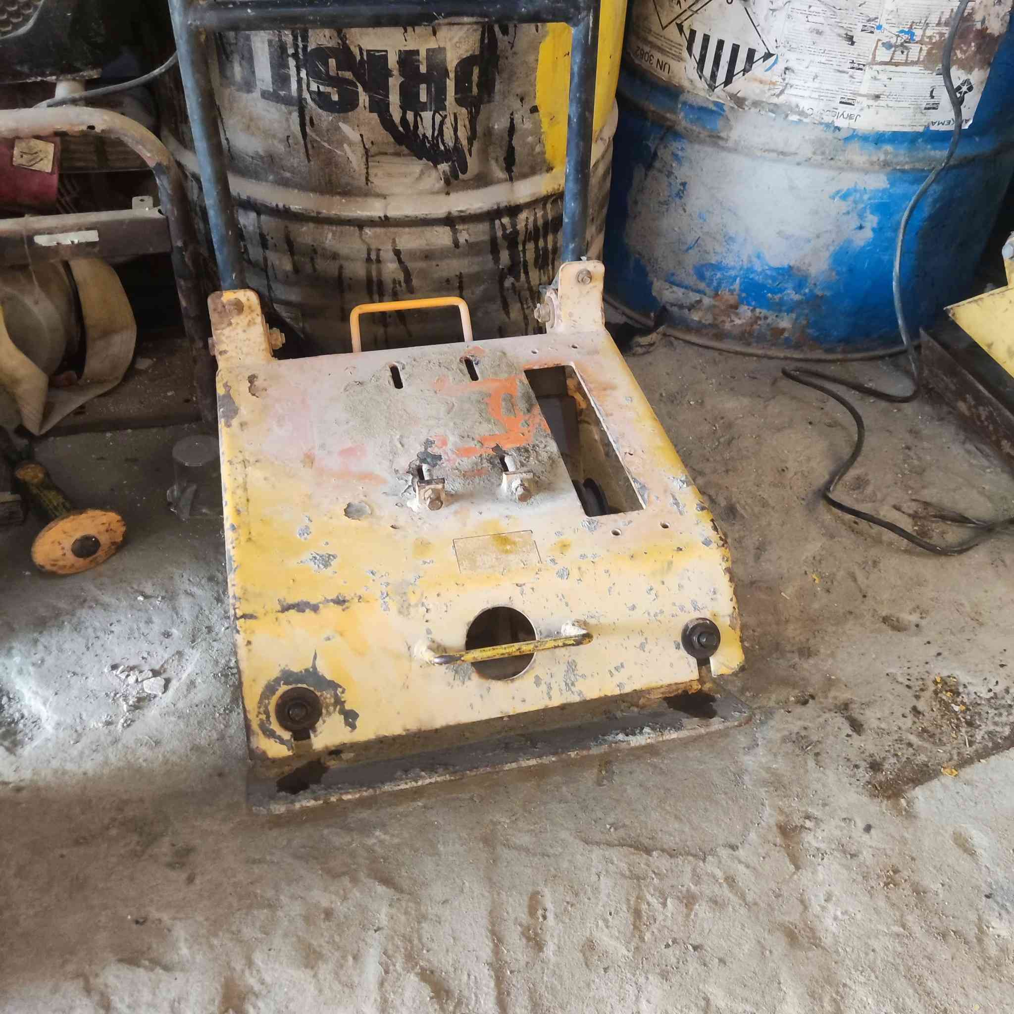 هزاز حادة كمبكتر نفس الي بلصورة الستفسار المكان جسر اديالى العريفية
***********
