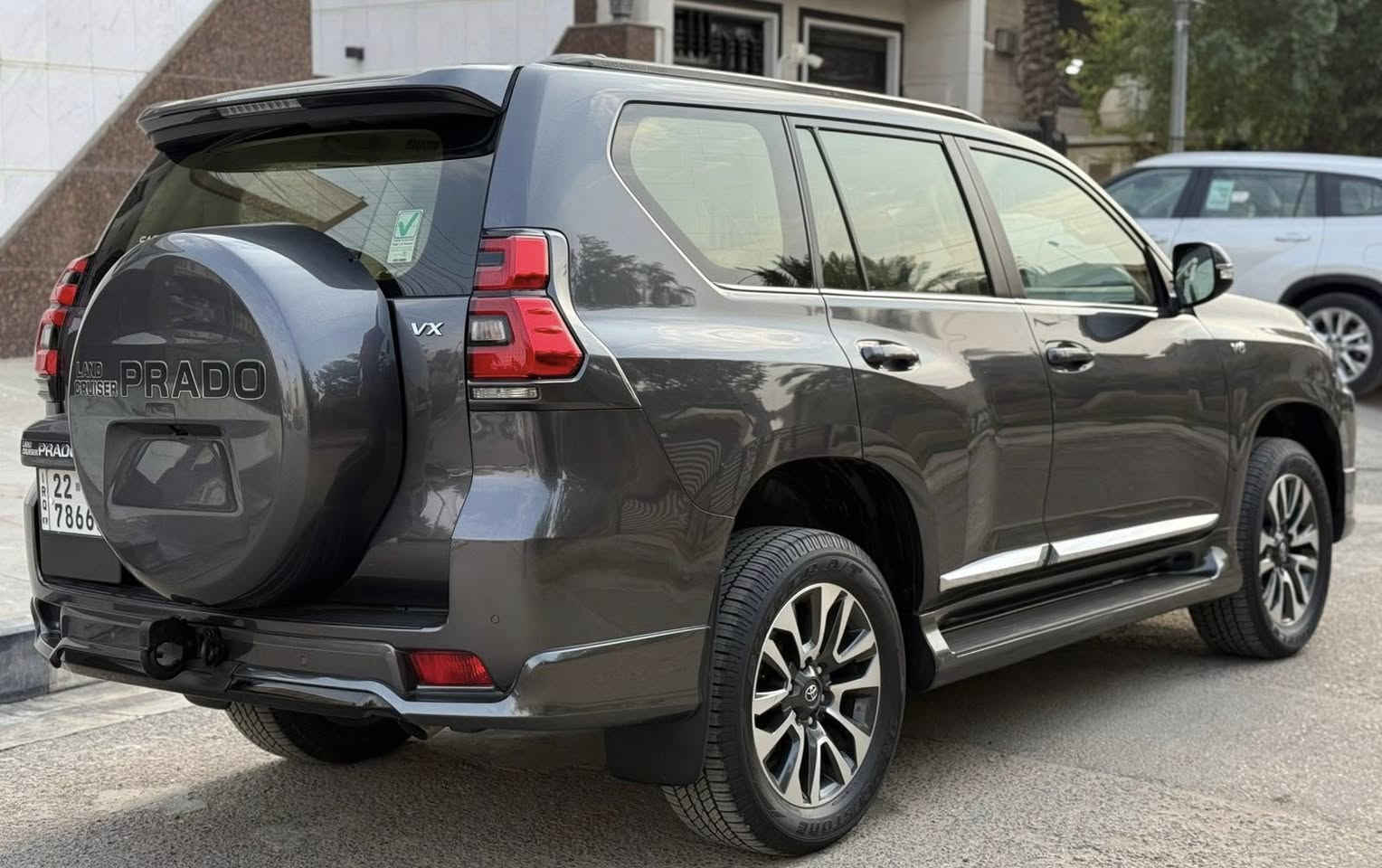 تويوتا برادو 2023 VX 
وكالة تويوتا العراق ساز SAS
( صيانتها الدورية في الشركة فقط )
ماشية 32 الف كيلو
محرك V6 4000
مقاعد جلد و تبريد

السعر 47,500 $
رقم اربيل / مكانها بغداد
***********
