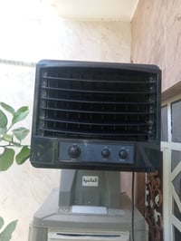 مبردة دكت حجم كبير اصليه  من شركة العالمية  استعمال قليل جديده  مابيها...