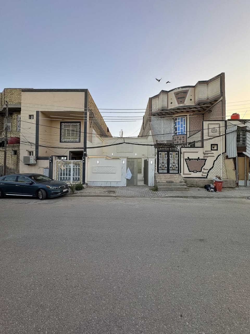 دار للبيع حي الجمعيه مساحه 120 شارع 15 طابق واحد بناء حديث ***********

