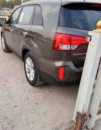 للبيع كيا سورنتو 2014 وارد امريكي بيهه جاملغ امامي باقي مكفول محرك كير...