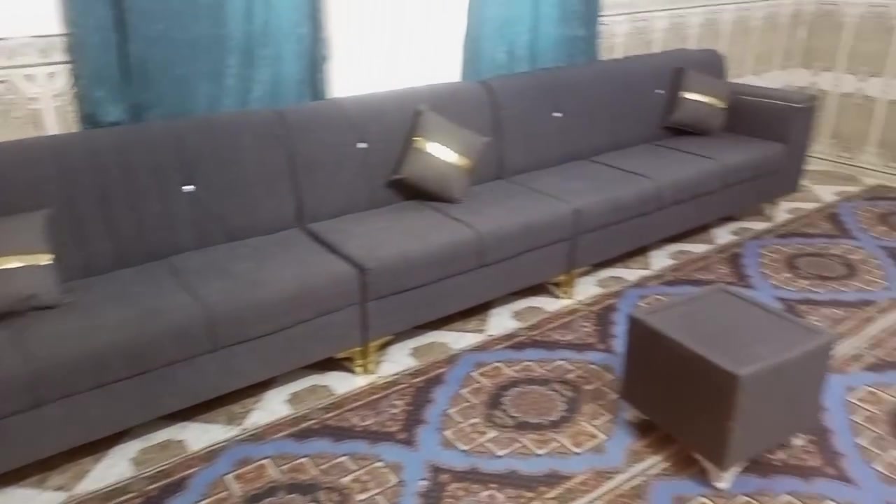 للبيع الي يريدهن يترك تعليق وادخله خاص 
او يتصل ***********
