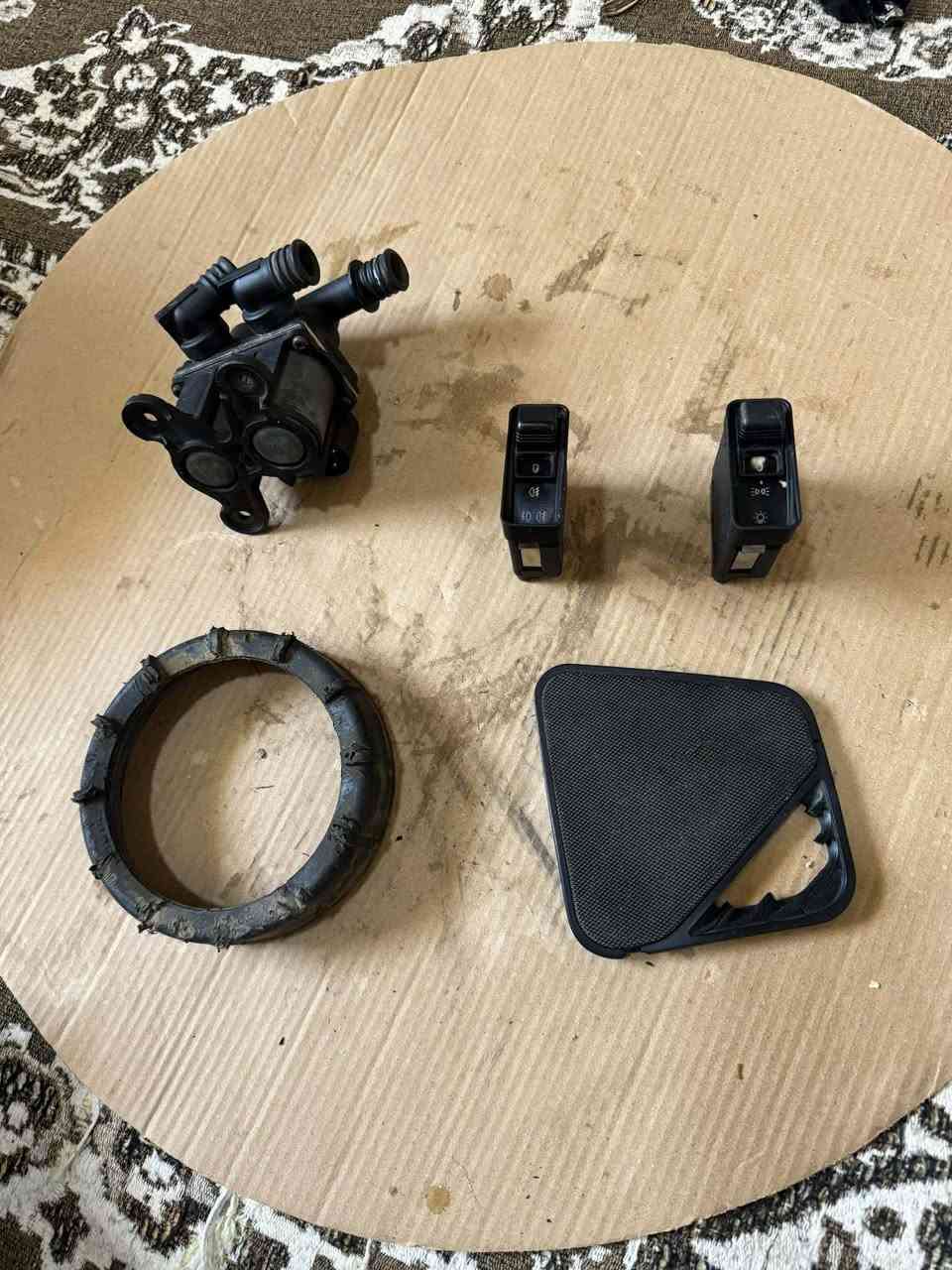 ئەم عەشیانە بۆ فرۆشتن هەمووی بەشەرت


**إذا كنت صاحب هذا الإعلان وتريد حذفه لأي سبب، رجاءا أرسل رسالة إلى الدعم الفني**