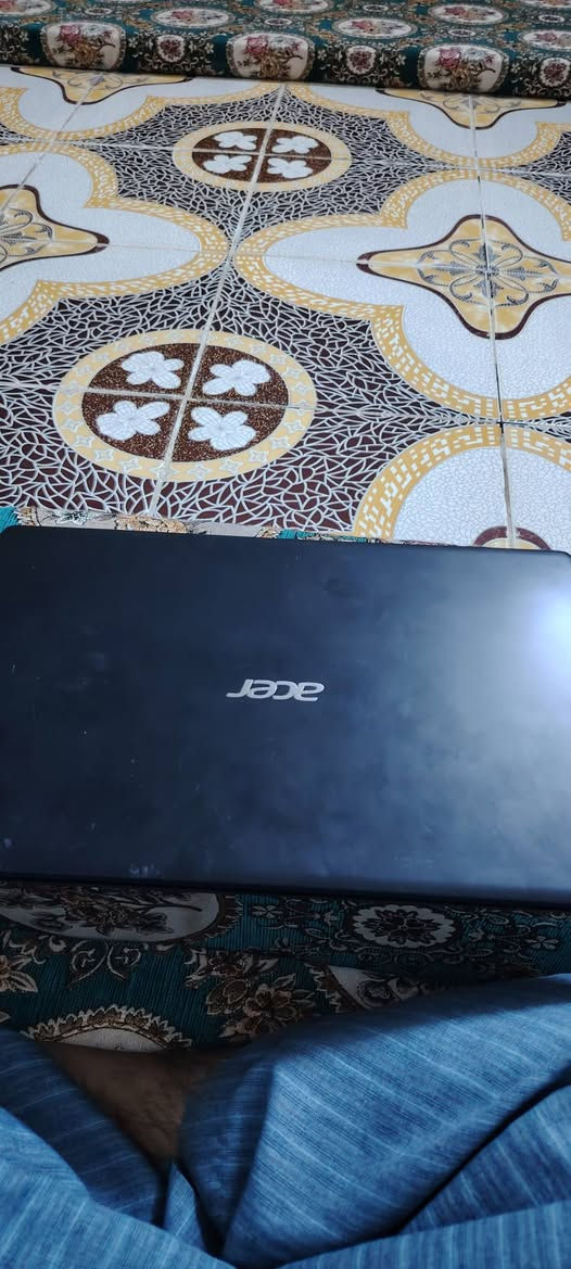 للبيع/ لابتوب ايسر
نظيف وما داخل تصليح فقط معلى ذاكره

الكيبورد عربي بلادي 

المكان البصره القبله شارع المدارس

السعر بي مجال كلش قليل؟؟؟؟؟ 

الاتصال /***********

ملاحظة / الشراي فقط يتصل؟؟؟
