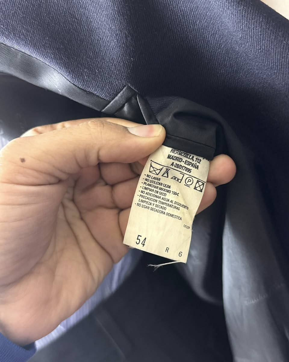 سترة بالة : اسبانيا🇪🇸( قياس 54)
سترة (بالة) : اسبانيا (نيلي)
عرض الكتف : 48-49
طول الردن : 64
طول السترة الكلي : 79
قياس الورقة الداخلية : 54
السعر : خاص🚨🚨🚨🚨🚨🚨🚨🚨🚨
النظافة : 100%
(البيج مسؤول عن النظافة 💯 )
________________

توصيل كافة محافظات العراق 🚙


**إذا كنت صاحب هذا الإعلان وتريد حذفه لأي سبب، رجاءا أرسل رسالة إلى الدعم الفني**