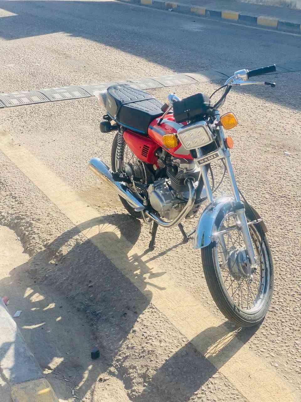 سلام عليكم دراجه نامه شلامجه بدون باب ول لبيع وسعر 700 وبيه مجال قليل البكان المجر ناحيت العدل ***********
