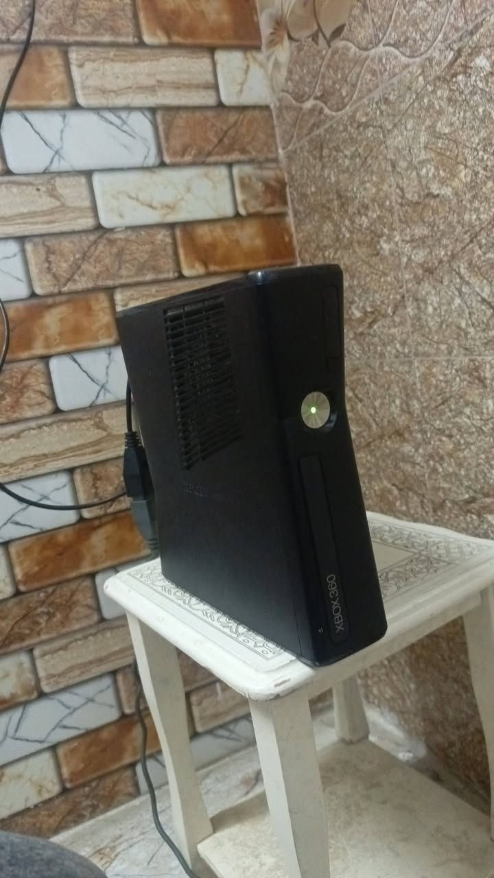 اكس بوكس 360
نضام اروروا افضل نضام

مع كامل ملاحقتة

جهاز نضيف ما مفتوح

السعر 120 وبي مجال

*********** او خاص

مكاني موصل حي الكرامة
