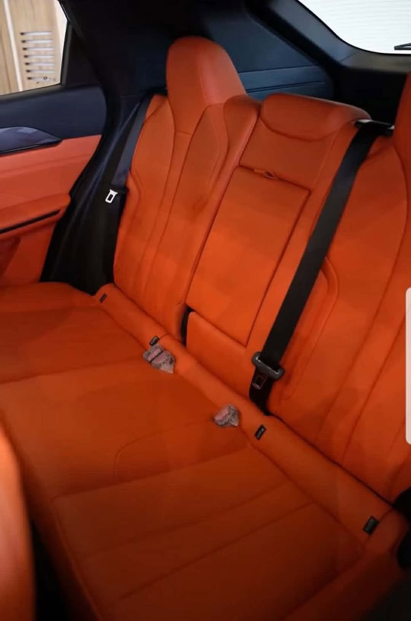 دونك فينك تو كلر   فحص  ما مرقمه ضمان شركه ليث العبيدي ٦ سنوات و200000كيلو متر  محرك نيسان روج السياره ماشيه 3500 تقريبا  بس يعني زيرو تقريبا 
التصميم الخارجي للسياره جدا عصري ورياضي  تحتوي السياره على اضاءled
مع التحكم بعدسه اللايت وجناح رياضي 
وصندوق كهرباىي السياره بيها نضام اتزان بالمرتفعات يعني بيها نضام يخليها تمشي المرتفعات بكل سهوله ونضام تثبيت سرعه محرك ١٥ccتيربو بعزم دوران ٣٠٥ نيوتن يعني طياره بناقل حركه ٧ سرعات يعني كل ١٠٠ كيلو ٧ لتر  طبعا السياره بيها مواصفات أتحدى اي ماركه بيها وكلش هواي سبب  بانوراما مع سقف اسود اعلى فئه بالميك 
السياره عليا ١٧٠ تقريبا. طالب عليا عليها ١٦٥ وبيها مجال  وآسف على الاطاله رقم الموبايل
***********
