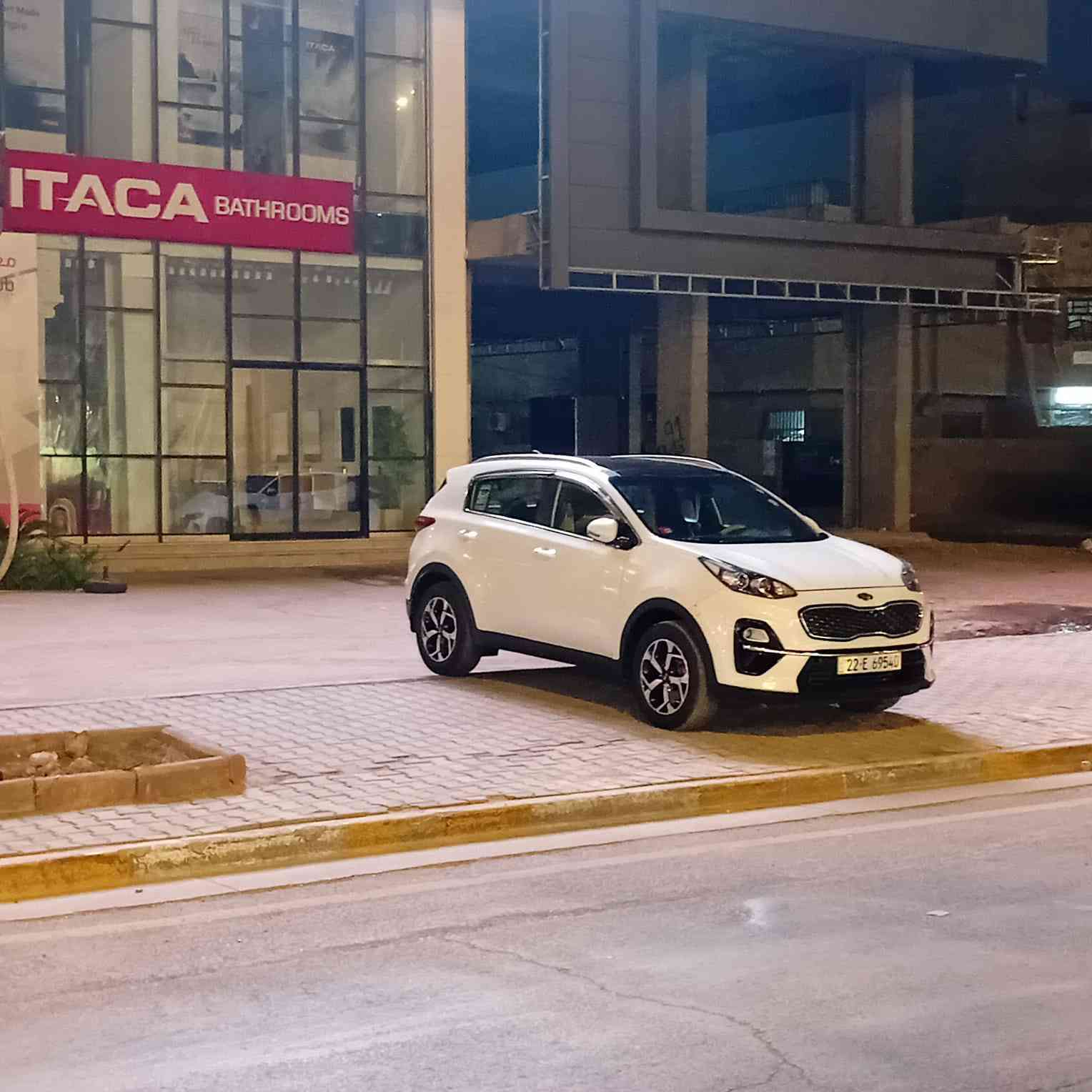 السلام عليكم 
سياره سبورتج للبيع الموديل ٢٠١٩ الخليجي ،المكينة ١٦٠٠ ماشيه ١٠٠ العنوان بغداد 
***********
للإستفسار الاتصال على هذا الرقم
