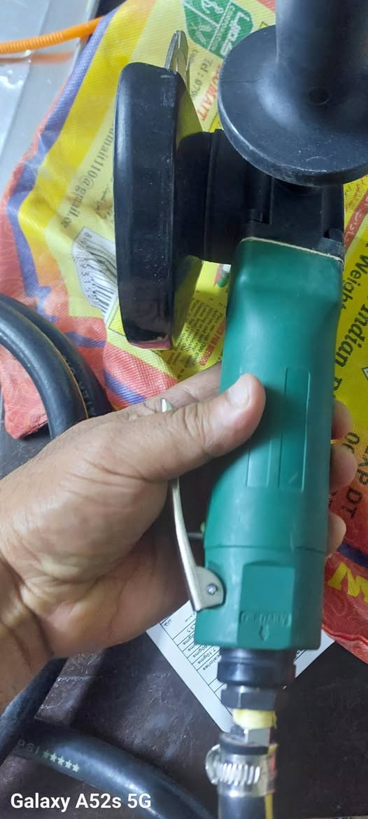 سلام عليكم كوسرة تشتغل ع الهواء جديدة بالكارتون غير مستخدمة هي وملحقاتها السعر نهائي ٢٥ الف قفل المكان بغداد ماعندي توصيل بس القريب عليه يدلل


**إذا كنت صاحب هذا الإعلان وتريد حذفه لأي سبب، رجاءا أرسل رسالة إلى الدعم الفني**