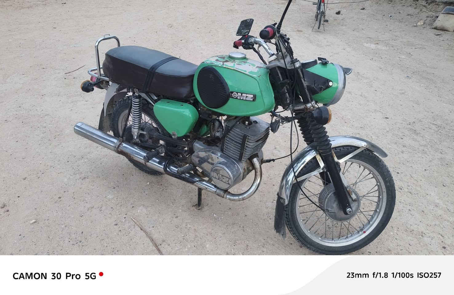 سلام عليكم امزت للبيع بدون بدون  او مراوس 82  المكان الانبار الفلوجه ما متواجد فيس  الاستفسار علا رقم ***********
