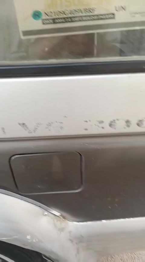 السلام عليكم باجيرو موديل 93 سياره يرادلها بيها تلحيظات المحرك جفتناه ورجع مرات يدخن ومرات لا وبيها خياسات شويه للبيع السعر 32 مكان بغداد 
+964 773 723 6996


**إذا كنت صاحب هذا الإعلان وتريد حذفه لأي سبب، رجاءا أرسل رسالة إلى الدعم الفني**