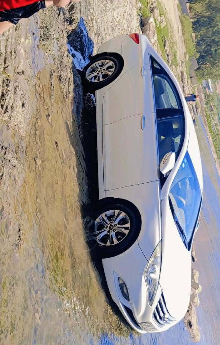 السلام عليكم ورحمة الله..
سوناتا 2011 خليجي رقم بغداد انگليزي السياره حلوه كلش.. بيهه كلير بالصفحه..
تدفئة تبريد طخم تاير حداديه باسمي سونيه..مكان السياره بغداد ابي غريب 
السعر 112 ورقه
***********
