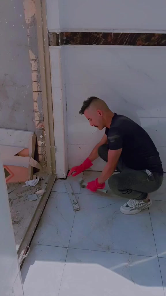 خلفة تطبيگ سيراميك وبورسلين وكاشي وفرشي ومرمر وترميم المنازل
***********
***********
