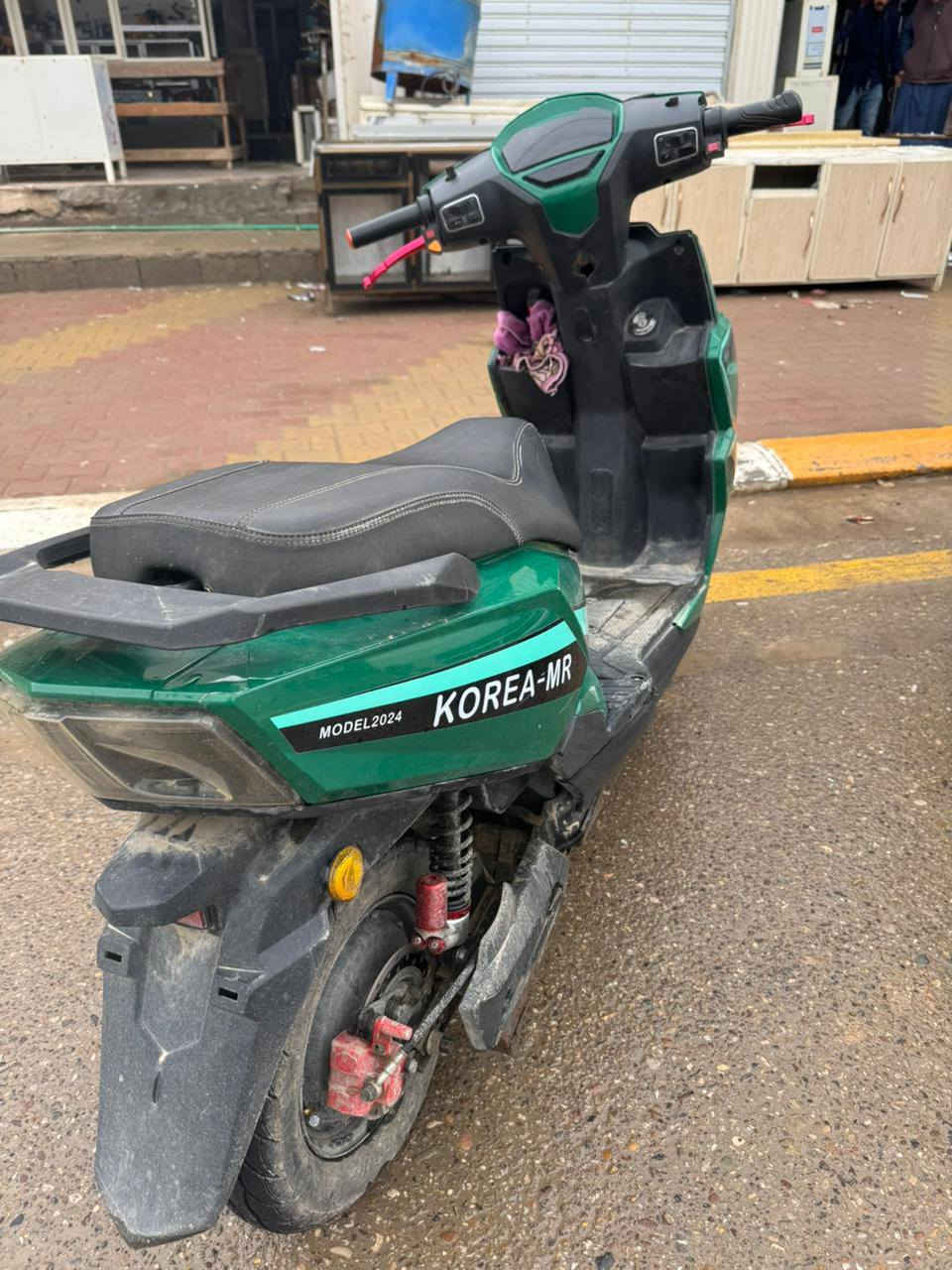 دراجه شحن  للبيع الدراجه نضيفها ومابيها اي نقص البطاريات نضيفه تبديل قبل 3 اشهر شاحنه جديدة 

بدون غسل ولا فلتر
***********
