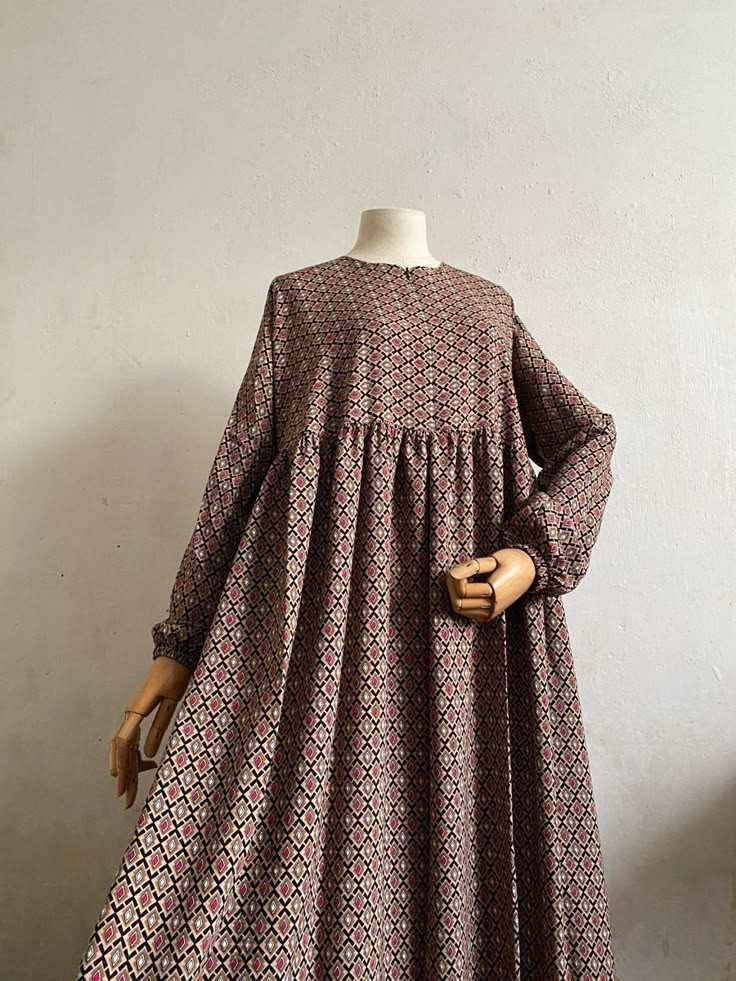 🤍‎كەشخەبە و پۆشتەبە 

لای ئێمە بەجوانترین شێوە بەكارهێنانی
كەمترین دوورمان جلەكانتان بدوورن بەنرخێكی زۆرگونجاو 🥰
‎
گەیاندنمان هەیە بۆ هەموو شوێنەكانی 
كوردستان🚕


**إذا كنت صاحب هذا الإعلان وتريد حذفه لأي سبب، رجاءا أرسل رسالة إلى الدعم الفني**