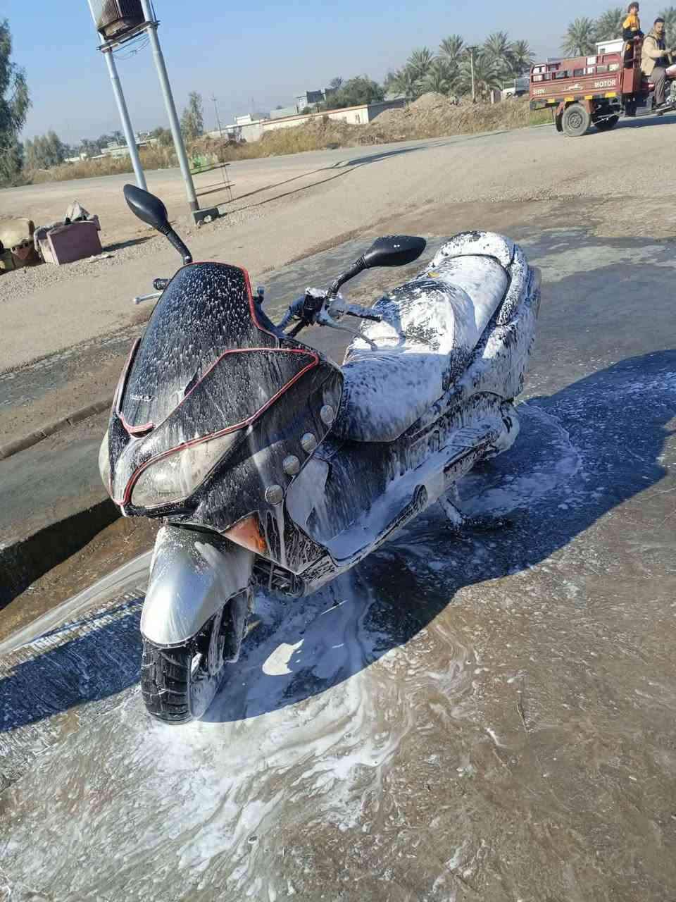 سلام عليكم فورزة 08 ياباني بصمة نضافة الخارج 65./. بل مية. محرك 250 ccخير من اللة معدل 130 km اوراق مابيه بس اكفلها مراوس ب تايكر او سيفان مكاني ديالى خالص التحويلة


**إذا كنت صاحب هذا الإعلان وتريد حذفه لأي سبب، رجاءا أرسل رسالة إلى الدعم الفني**