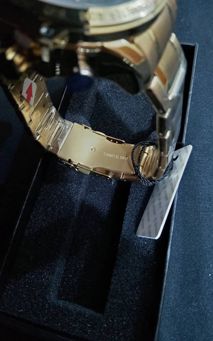 ساعه من DIVEST الكترونيه وميل الساعه رهيبه ولا غلطه سعرها 45 الف


**إذا كنت صاحب هذا الإعلان وتريد حذفه لأي سبب، رجاءا أرسل رسالة إلى الدعم الفني**