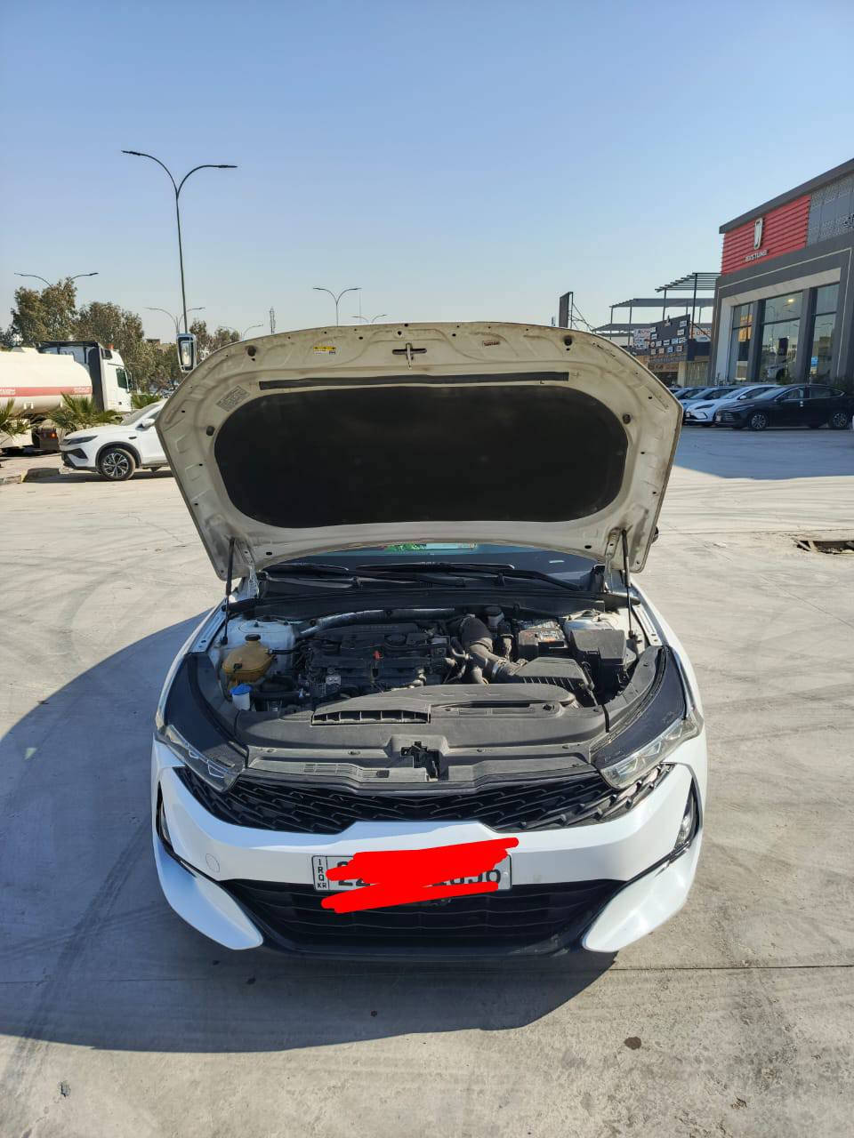 سيارة k5 موديل 23 وأرد أمريكي توربو رقم اربيل ماشية29الف السيارة وضع شركة بيع او مراوس معk5 موديل 25 خليجي الحادث مرفق بالسونار الشراي يجي خاص او يتصل على الرقم***********
