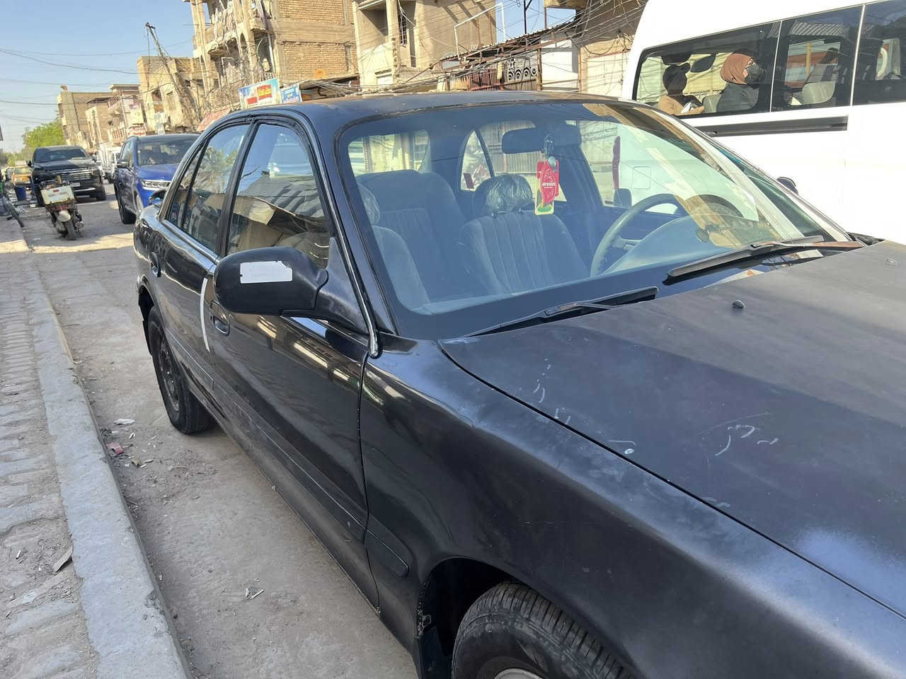 سلام عليكم حبايب سوناته موديل 93.  جاهزة  كامله كير عادي.  سنويه عضم عاج. مشروع وطني   سيارة كدامك نضيفها داخلها وخارجها. ب38وبيها مجال. عنواني بغداد ***********
