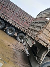 عربانة اوربية للبيع اربع محاور تلاثة ١٤ صيني او الرابع اوربي شريط صيني...