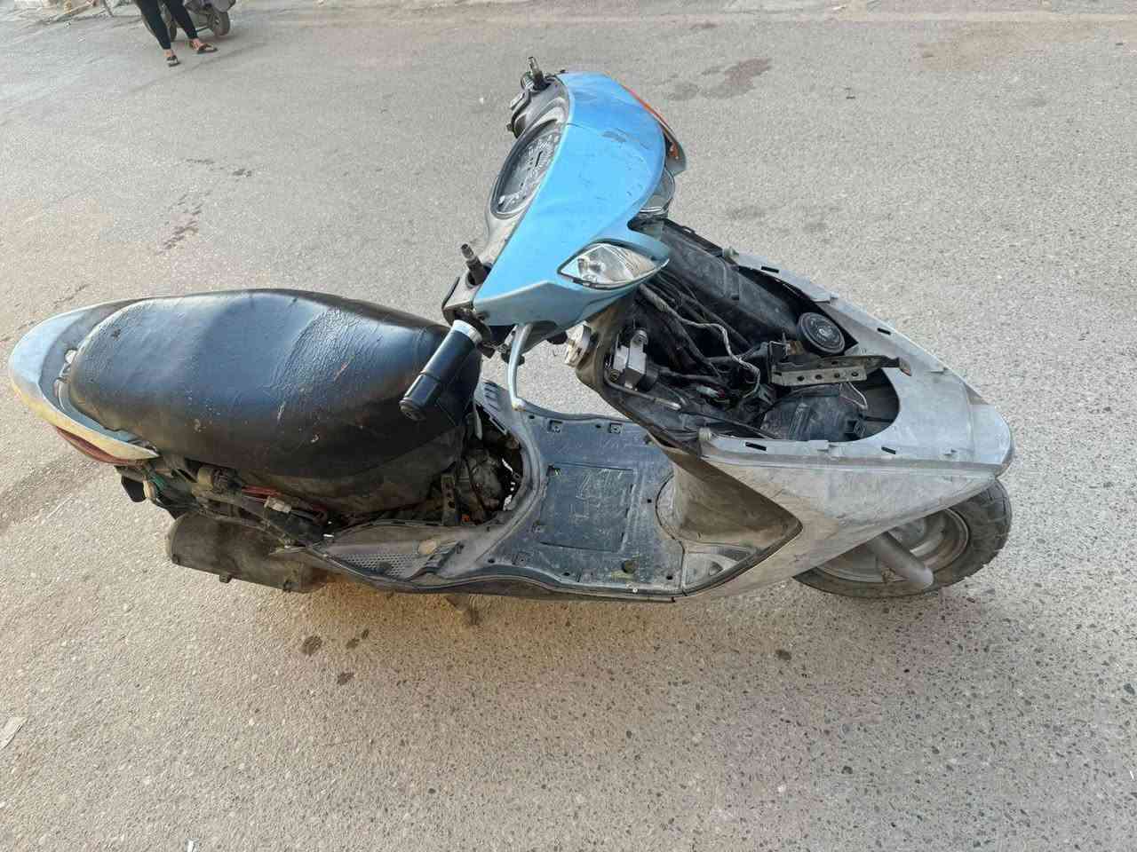 سلام وعليكم دراجة بريز سعر 200 دراجة شغالة بس ابيع كوم حديد مكان بغداد هاتف ***********
