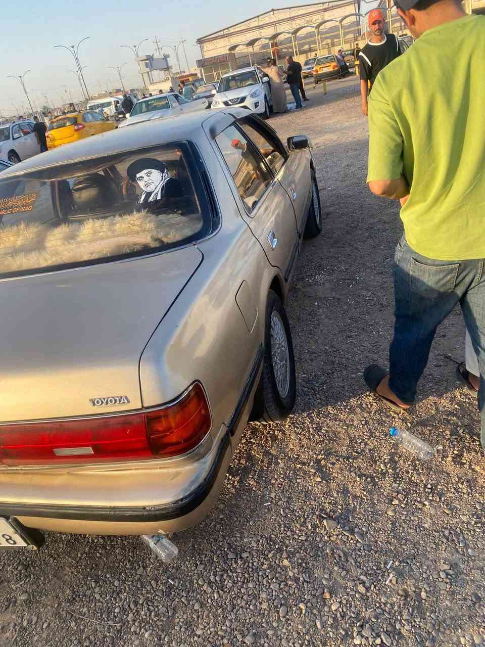 السلام عليكم للبيع. او مراوس حسب القناعه  كرسته كصيف. مديل 1991 مكفوله من الكصه والنقل. مصبوغه عامه مبدل الغد مدعوم ومبدل. رقم جديد سنويه. لا 30  دشبول جديد مشدودله راعيه يمي يريد مداور  مكينه ثنين ونص. گير ومكينه خير من الله  شاشه ولايت زنون السعر 35. وبيه مجال حك الجيه  مامتواجد عل فيس هاتف ***********

