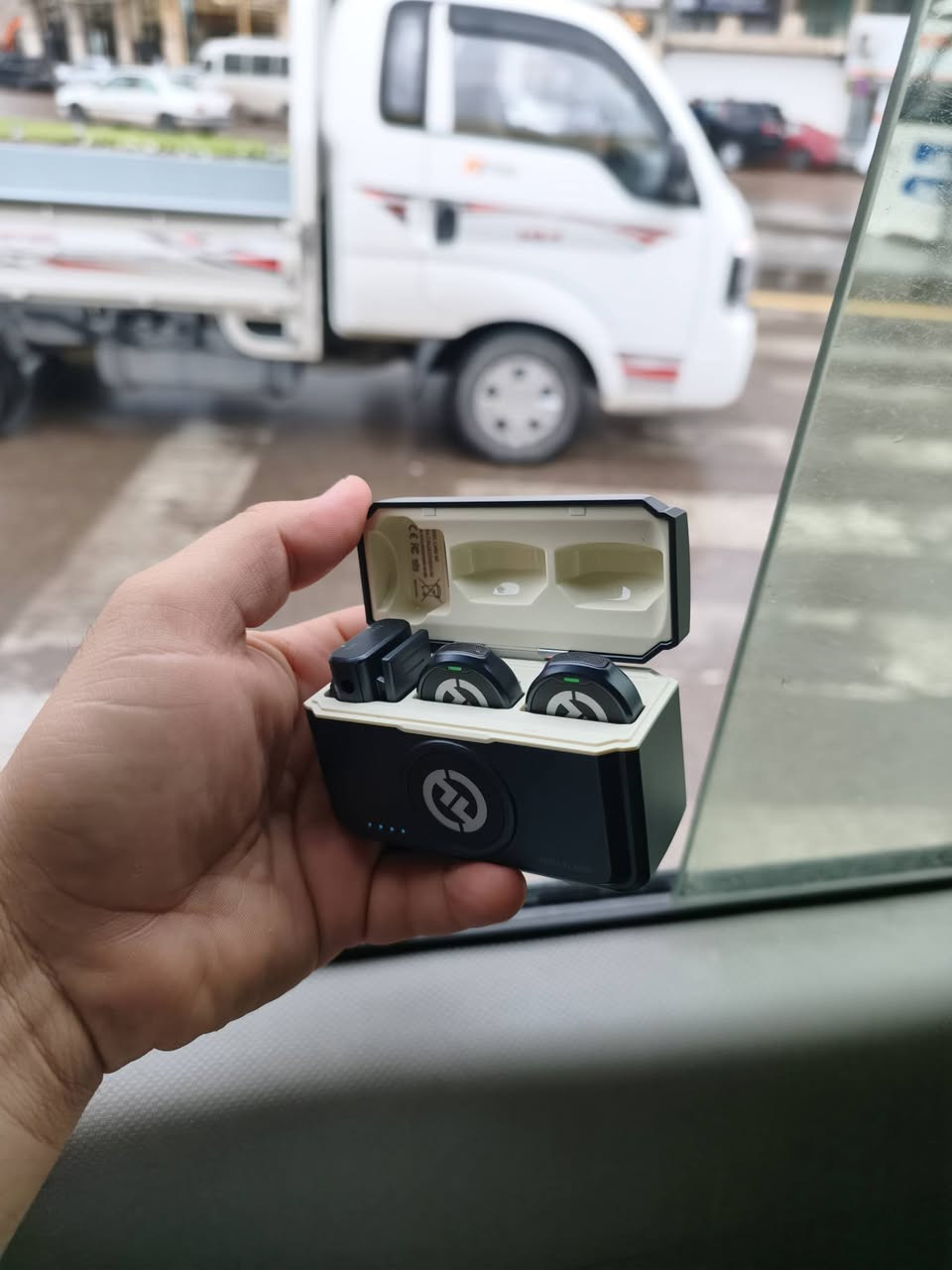 للبيع هوليلاند lark m2
السعر 100 الف نهائي مع التوصيل 
*********** واتس
