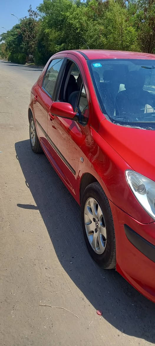 بيجو 307 2006 كلين وضع شركه سياره بشرط بدون حادث بدون صبغ هزه جديد سنويه لل29 مشروع شرط تحويل تبريد شغال ميكانيكيه شرط رقم بغداد مكانه كركوك حساسات شغاله مسجل شاشه كامره باتري مجول تايرات كله جديد سياره مالت بيت (سعر58 بي مجال )
***********
