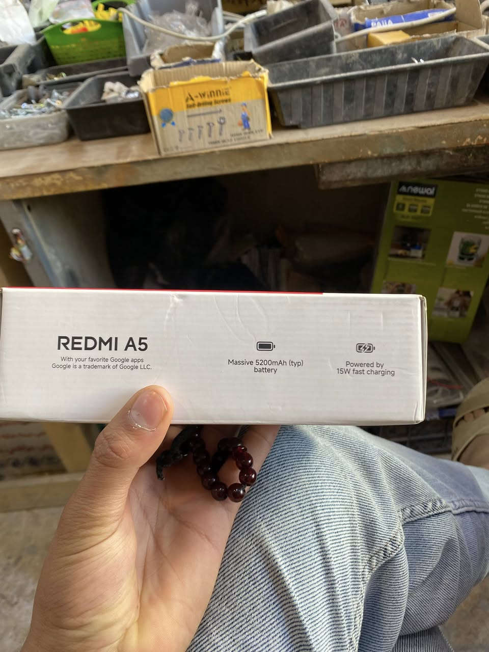 سلام عليكم
ريدمي A5

ذاكره (128)

بطاريه (5200)

استخدام 15 يوم 

السعر (100) الف 

مكان كربلاء 
(***********)واتساب + اتصال

