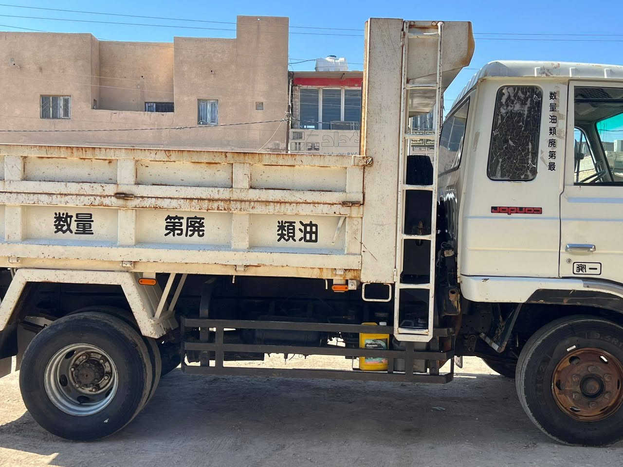 كنتر نيسان للبيع 4 طن ***********
