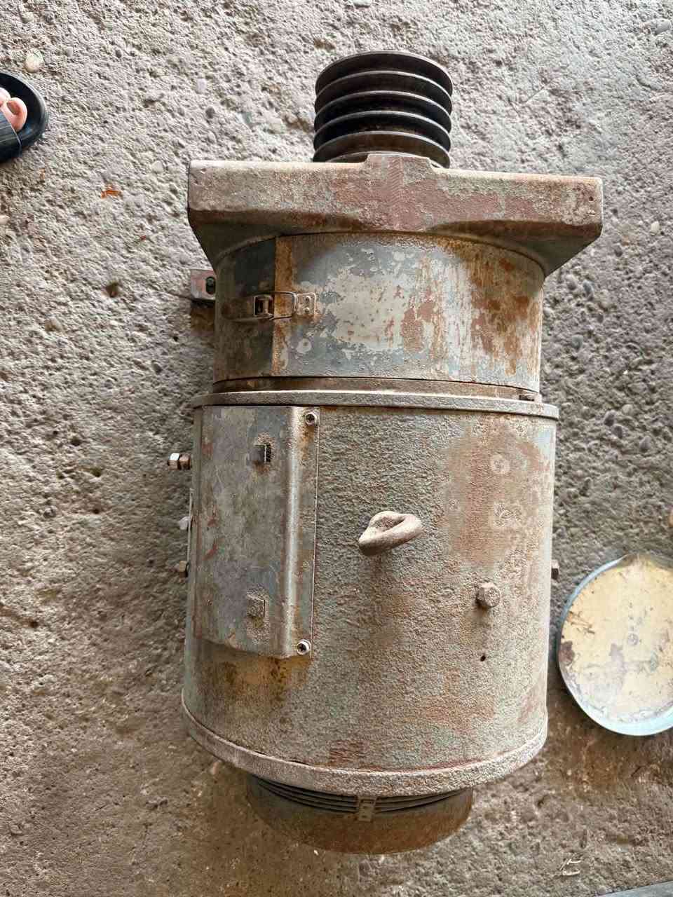 متوفر جينرتير توليد لحيم نوعية جيكي الاستفسار الاتصال على الرقم ***********
