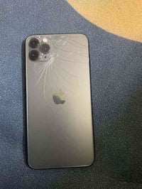 ايفون 11 ذاكره 512 سعر ٣٥٠ الف ..07706679129..مراوس ويا Xs 512