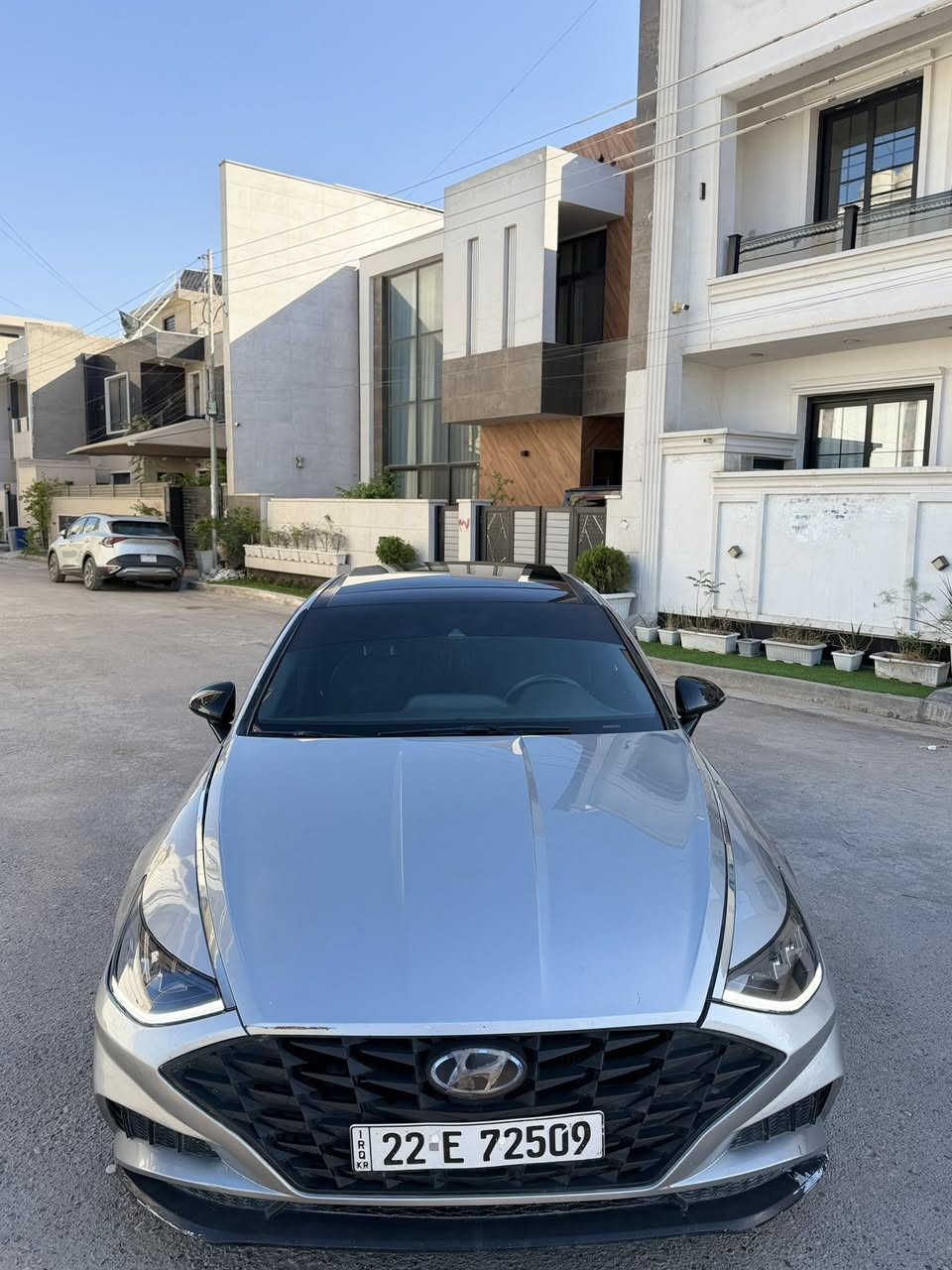 السلام عليكم
السعر ١٢٩ وبيها مجال قليل
سوناتا موديل ٢٠٢٠
فول ١/١ 
مكينة ١.6 تيريو
حادث جاملغ السايق وهنا بيها كم قطعه صبغ فقط ابيع حزام
كير مكينة كفالة
ماشية ٦٧ ميل
رقم اربيل الجديد تريد تحويل وكالة
مكاني بغداد الدورة
رقم ***********
