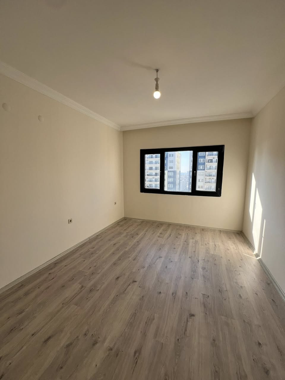 شقە ژبوو ئیجارێ ل پروژێ روژ ستی
  
رووبەر  168م

واجیهە جنوب غرب

_____________________________

بوو پتر پێزانینا پەیوەندیێ بمە بکەن
‏Tell :- ***********

=========================

شقه للايجار في مجمع روژ ستي 

مساحه 168م

واجهة جنوب غرب

____________________________

للاستفسار اتصل بنا
‏Tell :- ***********

#du #duhok #zaxo #hawler #zaxo_duhok_hewler_slemani_hawler #hawler_slemani_dhok_karkuk_hallabja #عقارات #مبيعات
