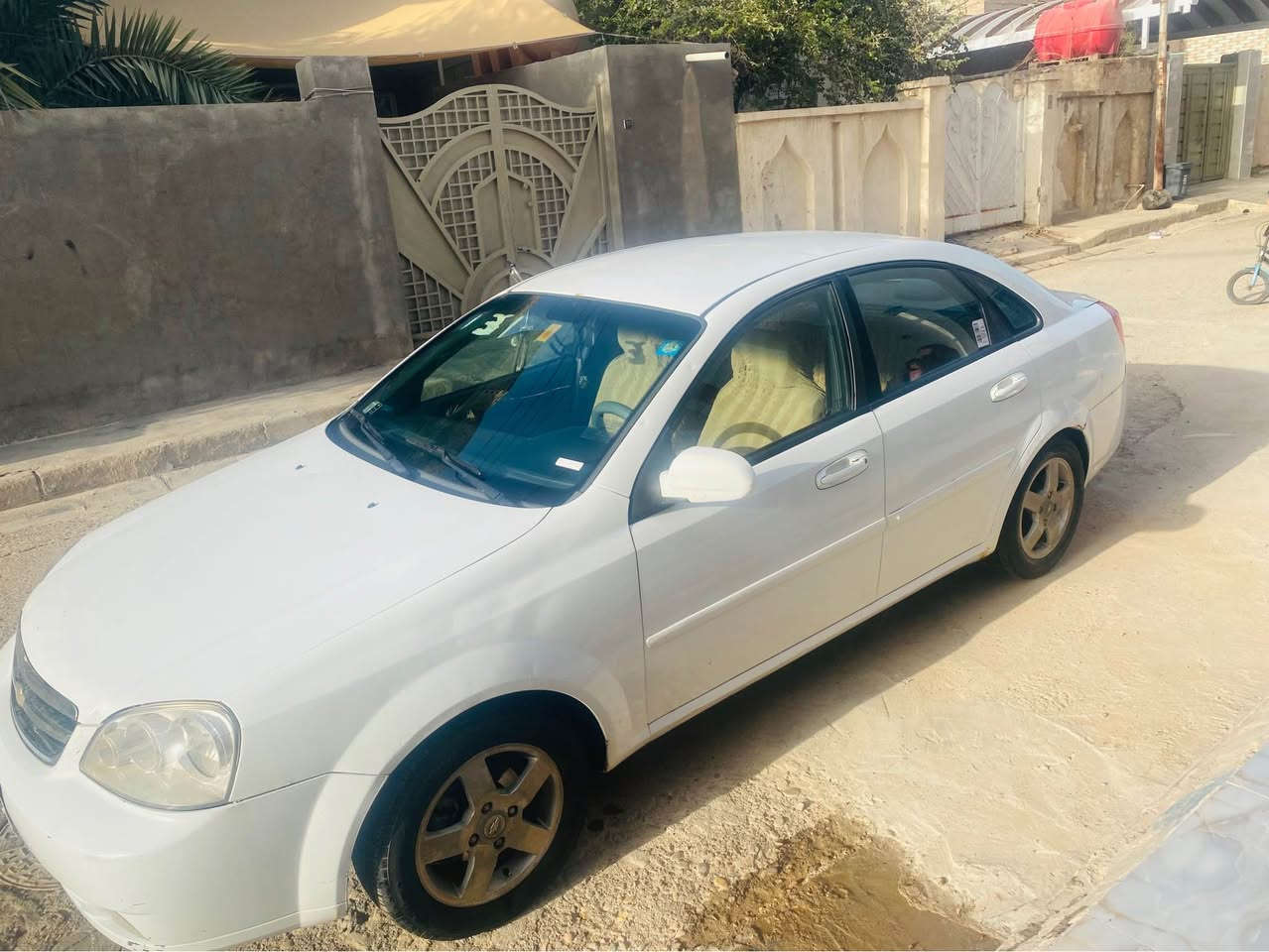 اوبتره ٢٠١١ جاهزه  ما بيه اي نقص  رقم ميسان سنويه جديده ورقم  جديد بس بعدني ما مبدلهن السعر ٨٥ وبيه مجال العنوان ميسان قلعة صالح رقم هاتف ابو. السياره  ***********  مكلف بنشر عمارة, ميسان
