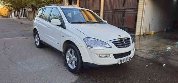 سانگوێنگ کایرۆن 2012فول مواسە فات گێڕومەکینە مارسیدس سێ پارچەو نیوی بۆیاخە بێ ناوگرتن سەنەوی هەزە تازەیە سعر{73}***********
