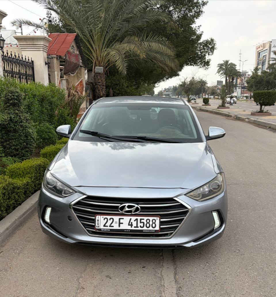 سلام عليكم النتره 2017 وارد امريكي
مكينه 2000 بيها أربع قطع صبغ 
سياره جاهزه كير مكينه منضومه غاز  صدر امامي خلفي تخم تاير جديد السعر 110 وبيها مجال
مكاني بغداد ***********
