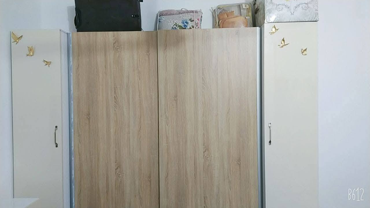 السلام عليكم بنات عندي هاي الغرفة  للبيع تصميم مو جاهزه كنتور 3 متر يفيد للمشاريع كولش عملي  النص سلايد الجوانب كنتور تعاليك وبي رفوف  وعندي بانيو همات ومكينة خياطه الفراشه


**إذا كنت صاحب هذا الإعلان وتريد حذفه لأي سبب، رجاءا أرسل رسالة إلى الدعم الفني**