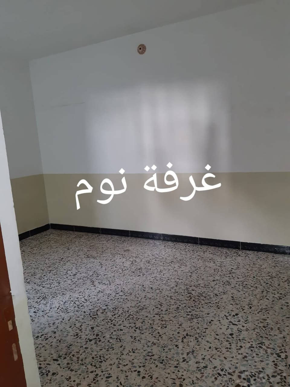 بيت 100م   الموقع بصف مطعم سنونو فرع جزيره الاتصال على الرقم *********** متواجد فقط اتصال
