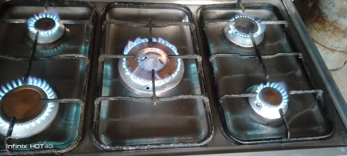 طباخ تكنو مصري شقال بل شرط عل فحص سعر 100لاتصال***********
