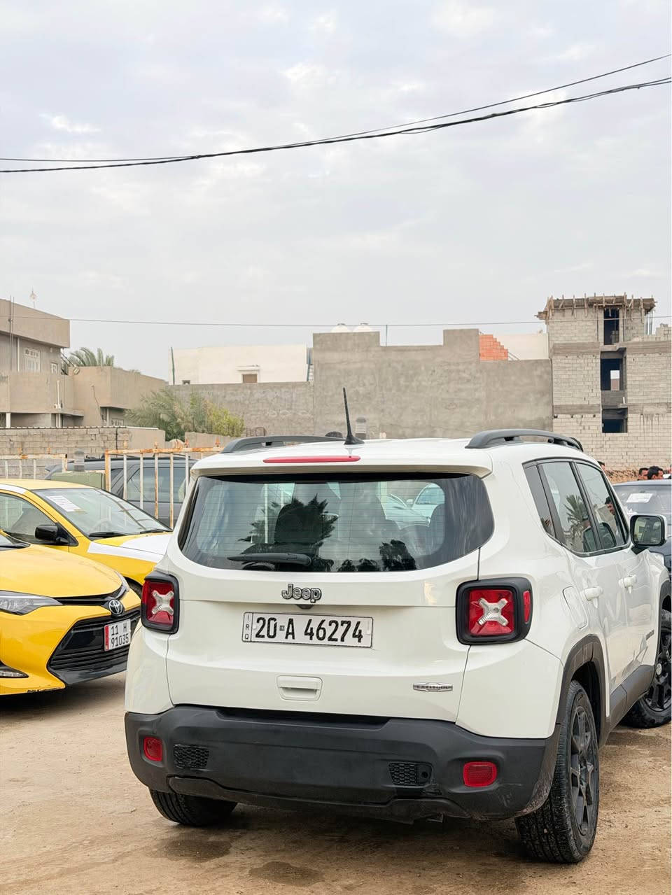 يا الله 
السلام عليكم من رخصه الادمن المحترم 
جيب رنجيد 2020 رقم ديالى تحويل مباشر 
ماشيه 40 
بصمه 
داخل لونين 
مكينه 2400 مو تيربو مكينه عدله
ويل كروم 
شاشه جبيره 
كامره 
حساسات 
السياره بيه 3 قطع صبغ ايرباك ستيرن 
السعر 118 قفل قفل قفل 
العنوان ديالى تقاطع القدس 
***********
للبيع او المراوس بعقوبة, ديالى
