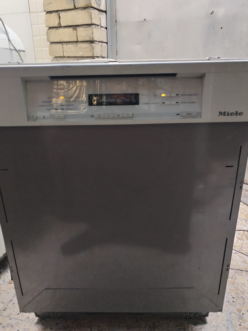 غساله صحون 3 سلات 225 غساله 16 كيلو 180 ميز طعام 6 كراسي 140 الاسعار وي توصيل مكان بغداد *********** واتساب
