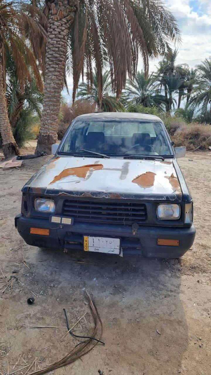 سلام عليكم.  مسبوشي  ١٩٩٥ مكانه الديوانية  مكينه وكير واكسن  خير من الله وتايرات حداديه ٧٠٪ السعر ٢٣ وبيه مجال  وسنويه  بل٢٤/٧ صاقطه  ورقمه المثنى رقم الموبايل ***********
