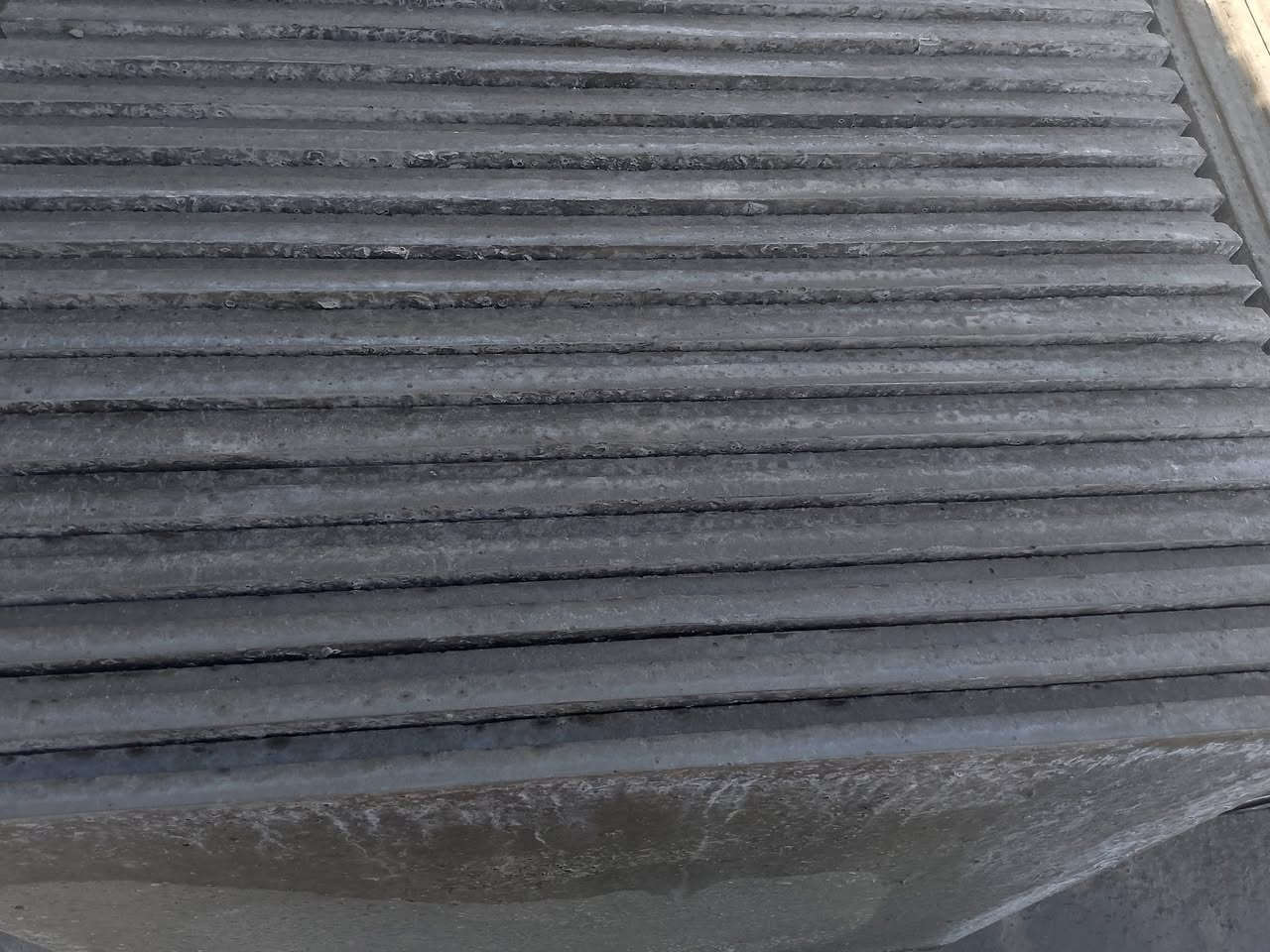 قوالب للبيع 100 السمك 3.5 العنوان السماوه حي الصناعي ***********
