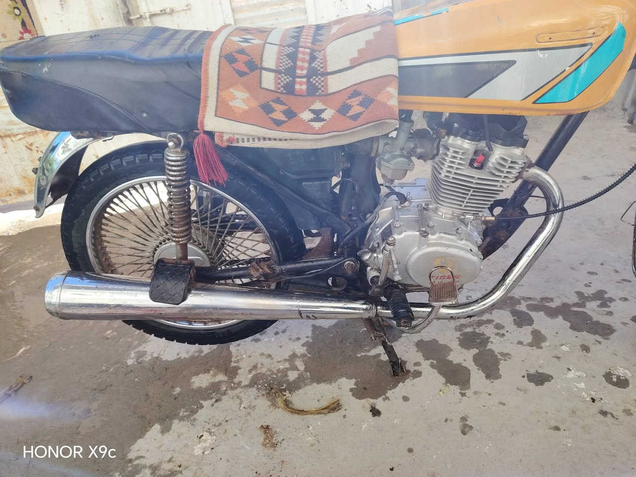 سلام عليكم تايكر للبيع موديل 2020 اوراق سكنر 
سعر 300 وبيها مجال قليل رقم ***********
العنوان كربلاء البوبيات
